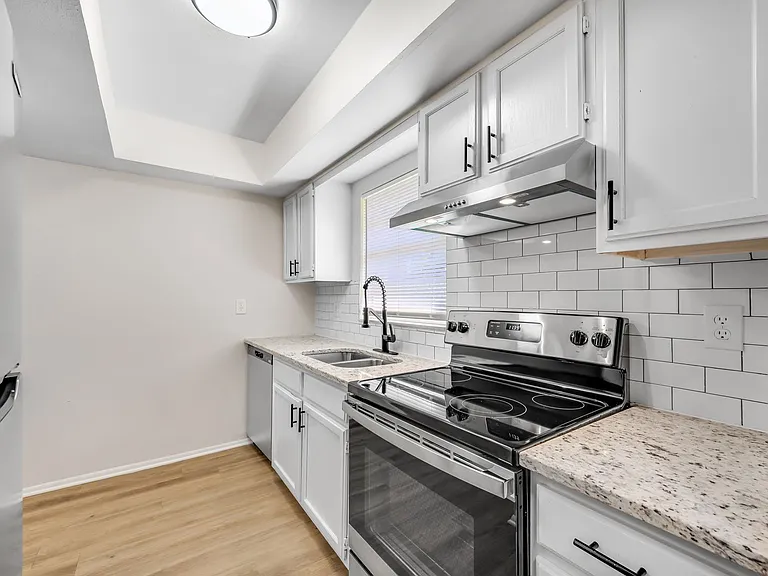 13060 Leverington St — Photo 12
