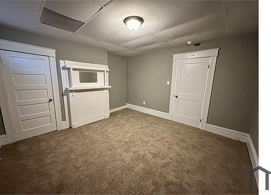 2nd image of 6820 Division Ave