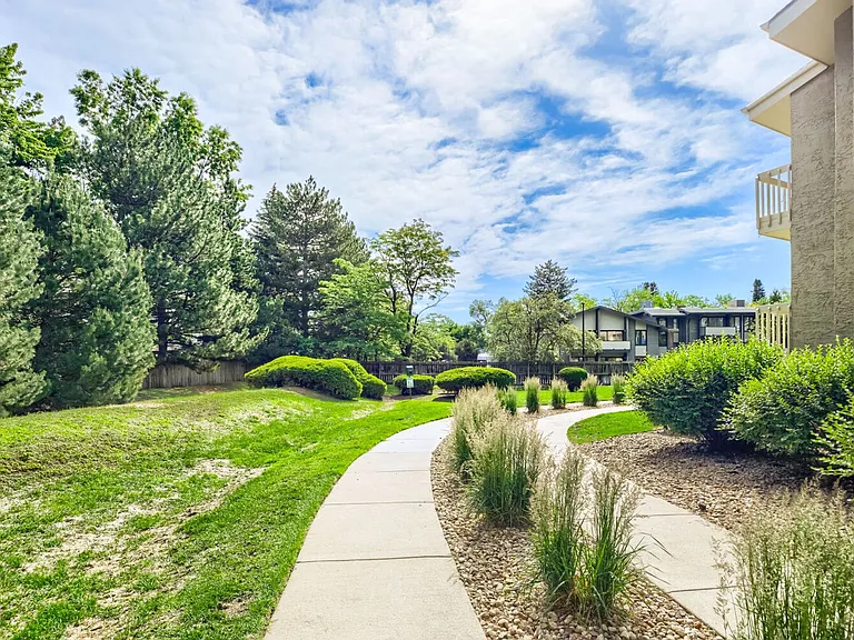 40 S Boulder Cir #4025 — Photo 15