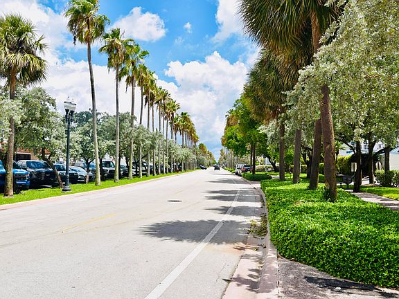 5th image of 3410 Galt Ocean Drive #1004 N