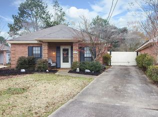 564 Forest Ridge Ct, Montgomery, AL 36109