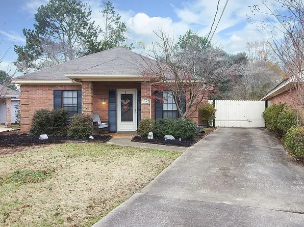 564 Forest Ridge Ct, Montgomery, AL 36109