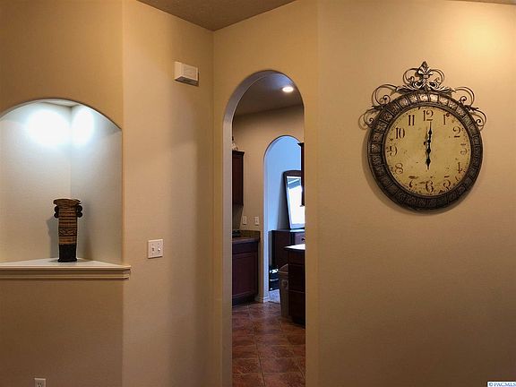 2nd image of 9621 Vincenzo Dr
