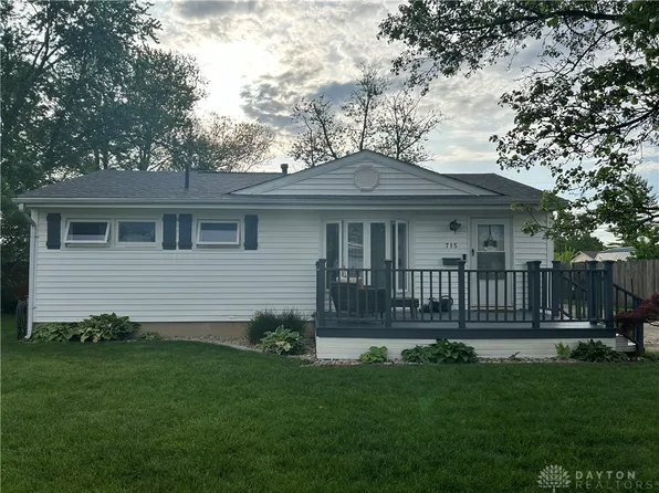 715 Glendale Dr, Troy, OH 45373