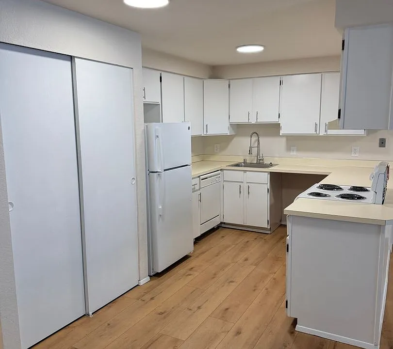 Viking Suites
