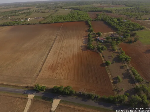 12296 La Vernia LOT 14, Adkins, TX 78101