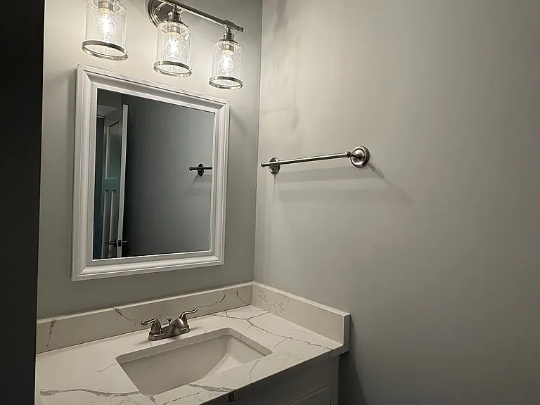 200 Sherwood Dr — Photo 15