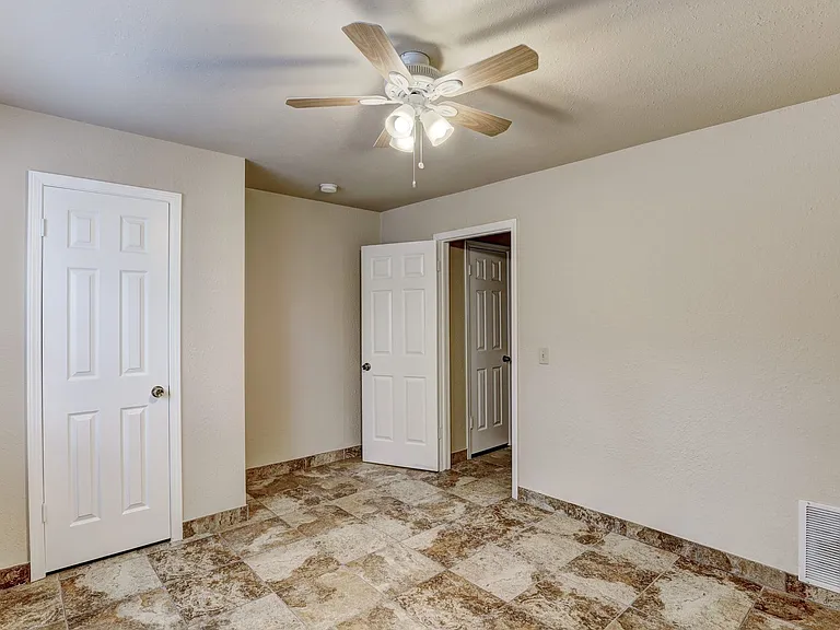 7507 Knight Lake Dr — Photo 20
