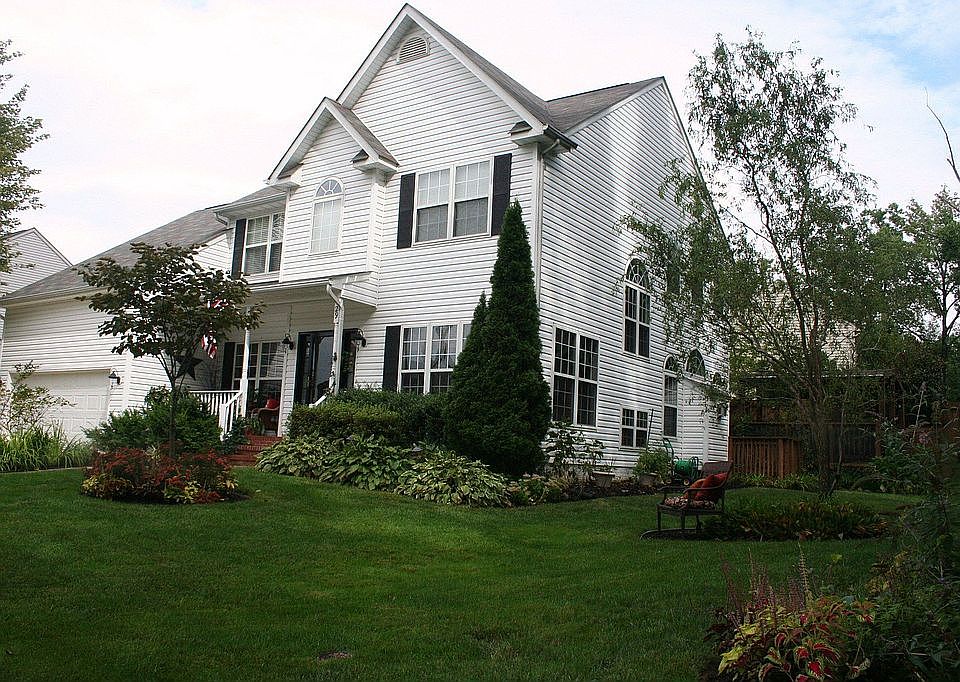 1st image of 29 Fireberry Blvd