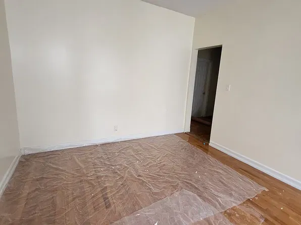 107 Linden St APT C5, Brooklyn, NY 11221