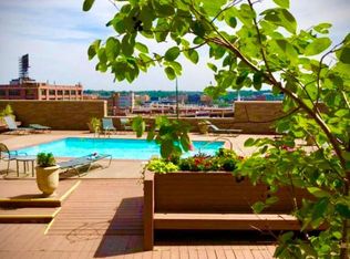 66 9th St UNIT 1811, Saint Paul, MN 55101