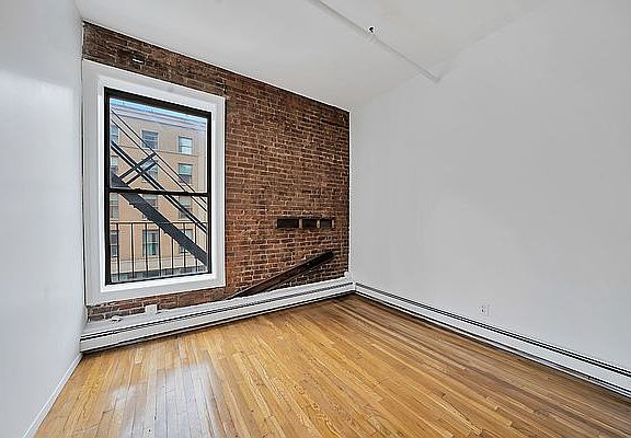 5th image of 122 Duane St APT 3b