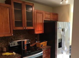 10883 NW 8th St, Hollywood, FL 33026