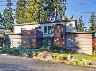 6410 NE 159th St, Kenmore, WA 98028