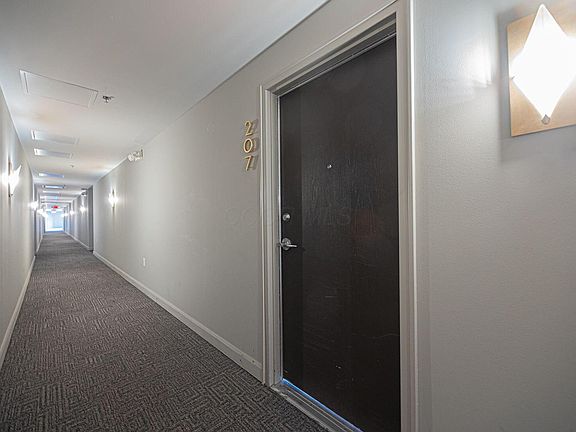 4th image of 825 N 4th St Unit 207