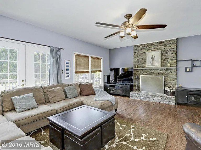 17533 Applewood Ln — Photo 16