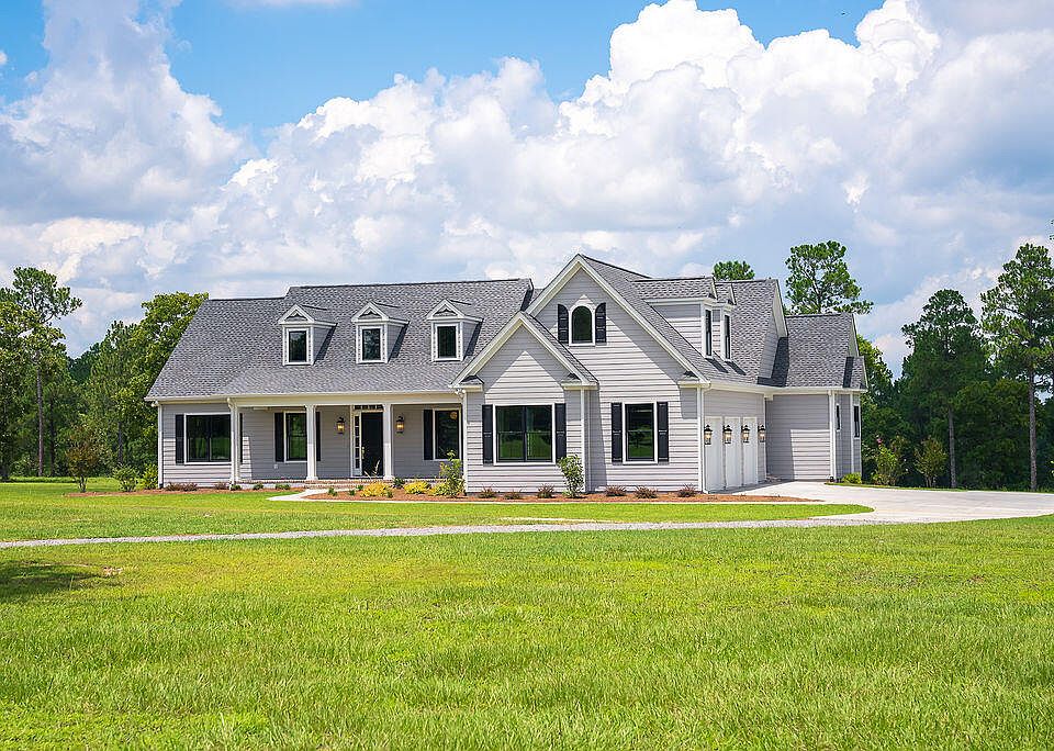 1st image of 820 Dasher Cir