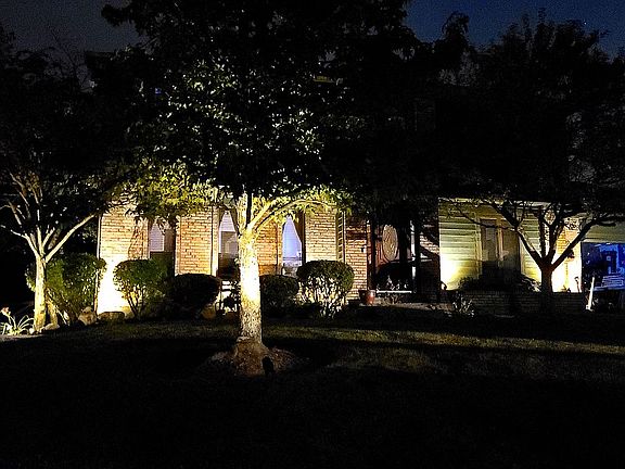 3rd image of 7564 Newkirk Dr