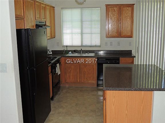 5th image of 612 Desert Silk Ct