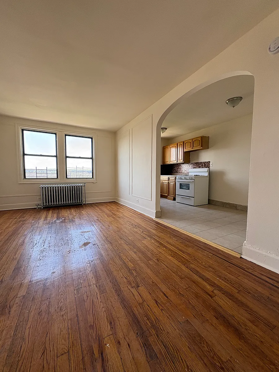 Building Photo - 30 Locust Hill Ave #7L