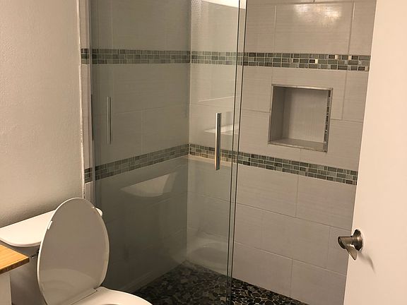 2nd image of 2504 Grassy Point Dr Unit 104