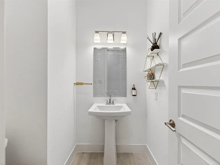 32018 Crested Knoll Ct — Photo 44