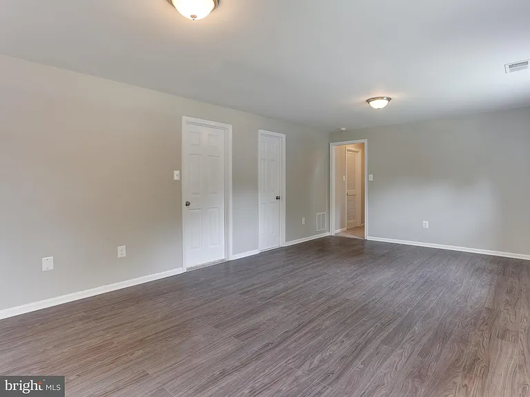 6307 Juanita Ct — Photo 11