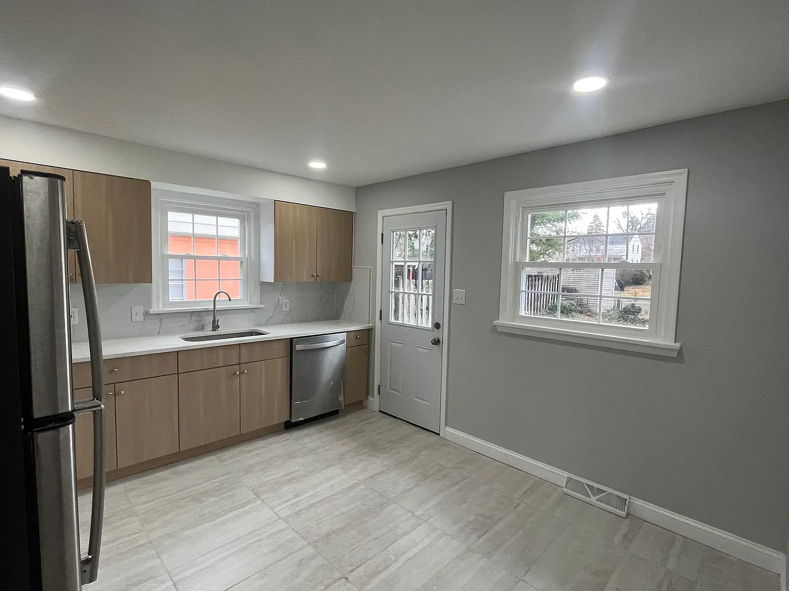 3 bed, 1530 sqft, $2,500 — Photo 4