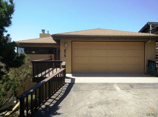 675 Ardath Dr, Cambria, CA 93428