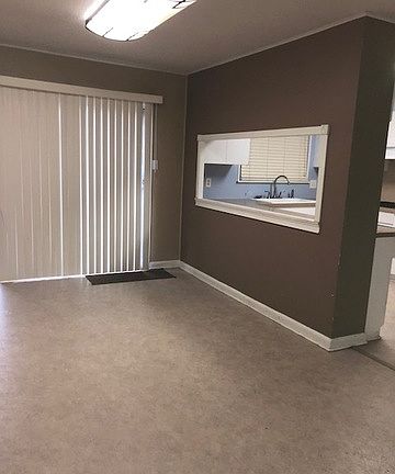 5th image of 306 Marquis Ln