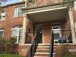 39470 Springwater Dr, Northville, MI 48168
