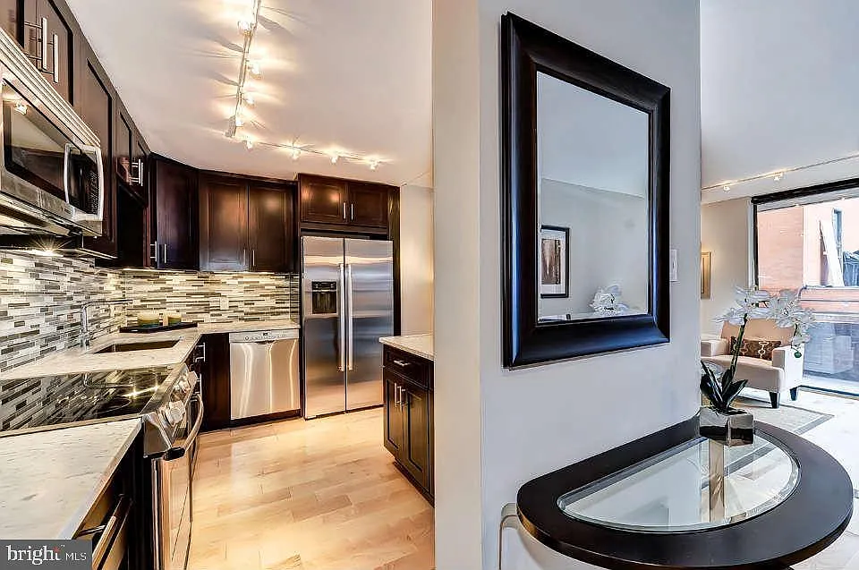 1 bed, 663 sqft, $2,600 — Photo 2