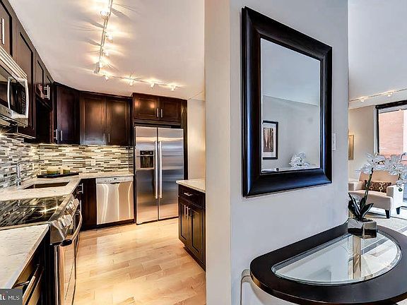 2nd image of 2141 P St NW APT 205