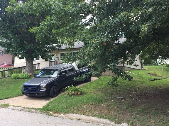 2nd image of 2814 S 25th St