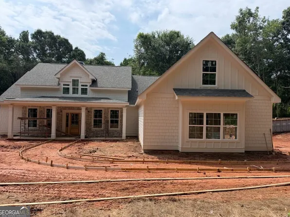 105 Carlan Rd, Commerce, GA 30530
