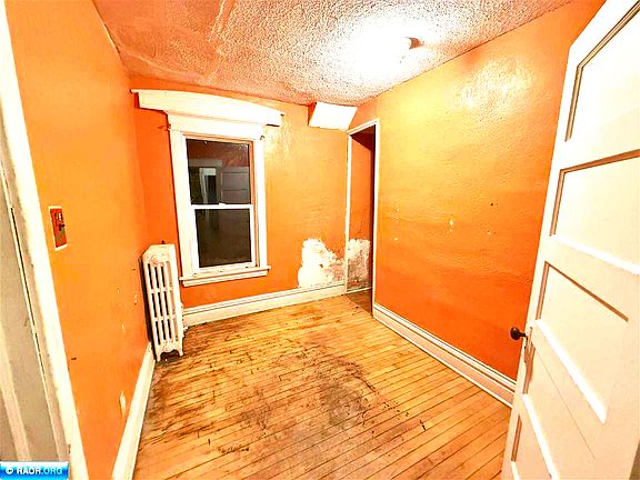 3rd image of 417 14th St N