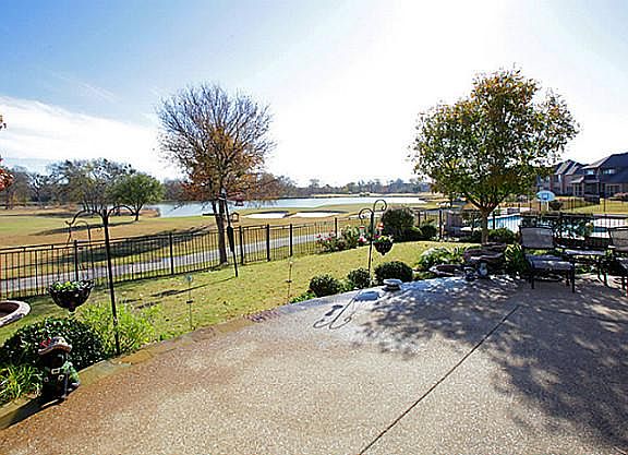 4th image of 6918 Lake Meadow Ln