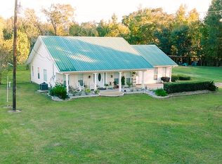 513 E Bayou Rd, Belle Chasse, LA 70037