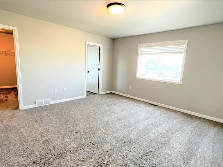800 Cathy Dr W — Photo 14