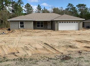 8695 N Paradisea Dr, Citrus Springs, FL 34433