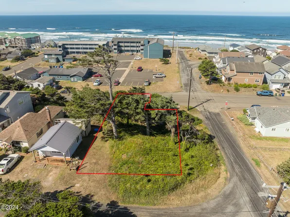 847 NW Brook St, Newport, OR 97365