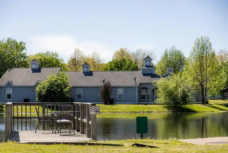 Mariner Pointe — Photo 8
