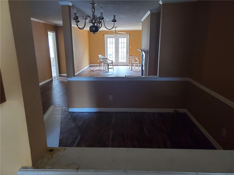 1st image of 4032 Stillwater Dr #4032