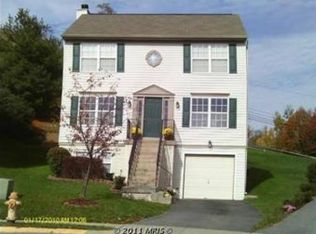 201 Shannonbrook Ln, Frederick, MD 21702