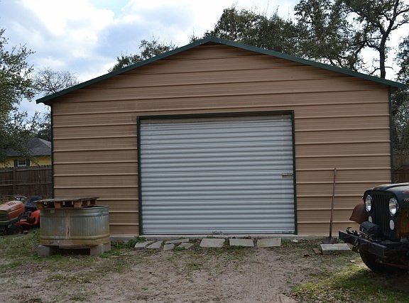 2nd image of 850 Nottingham Dr