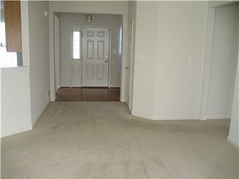 Foyer w/ Hardwood Flr Leads to Great Rm or Kitchen