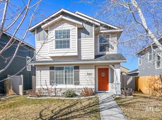5725 S Moonfire Way, Boise, ID 83709