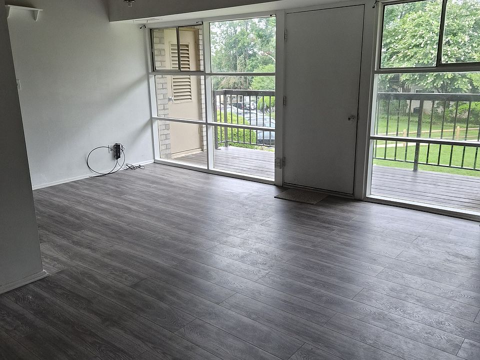 1st image of 4941 Americana Dr APT 212