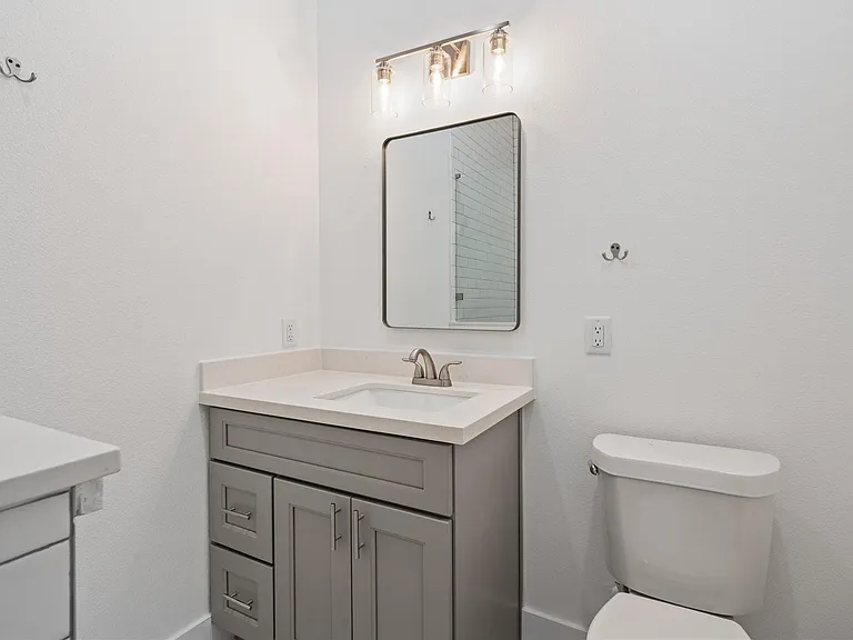 5623 Eskridge St #A — Photo 7