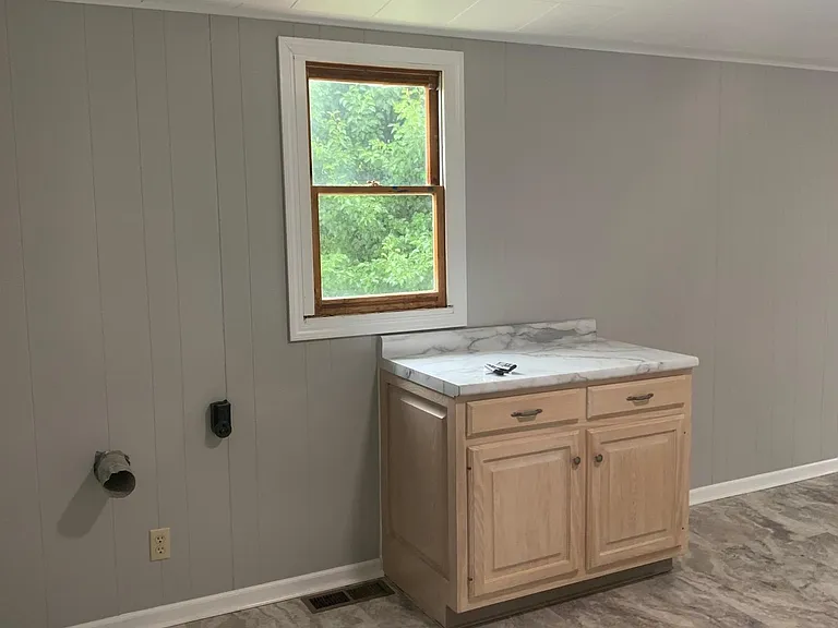 437 Ruby Ave — Photo 12